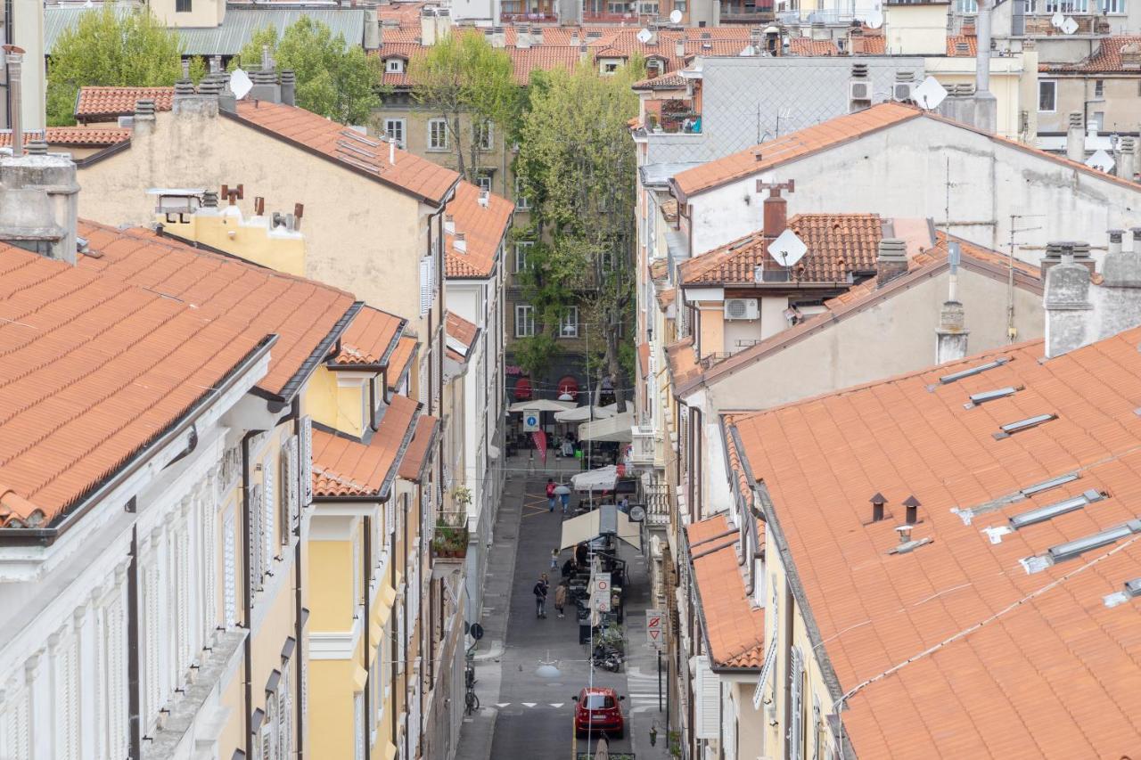 Svevo, Rustico Centrale Con Parcheggio A Trieste Leilighet Eksteriør bilde